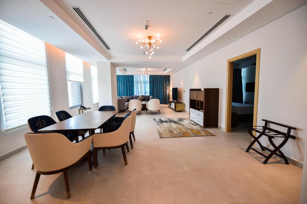 Waterfront Hotel Apartment Lusail Eksteriør bilde A suite at the hotel