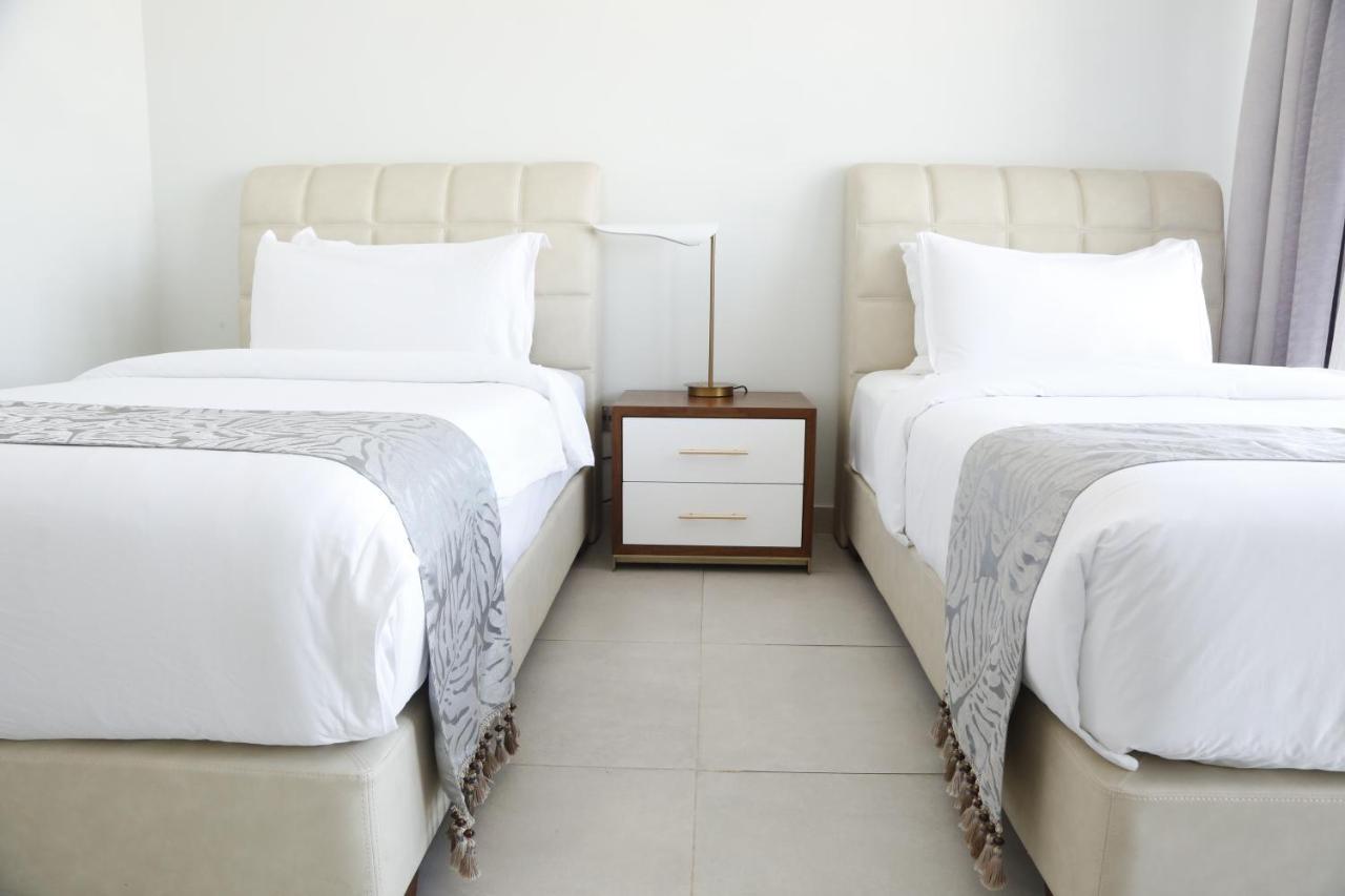 Waterfront Hotel Apartment Lusail Eksteriør bilde Two beds