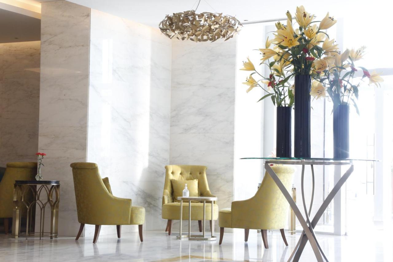 Waterfront Hotel Apartment Lusail Eksteriør bilde The lobby of the hotel
