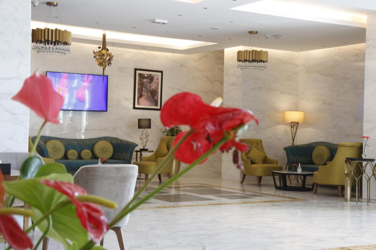Waterfront Hotel Apartment Lusail Eksteriør bilde Lobby